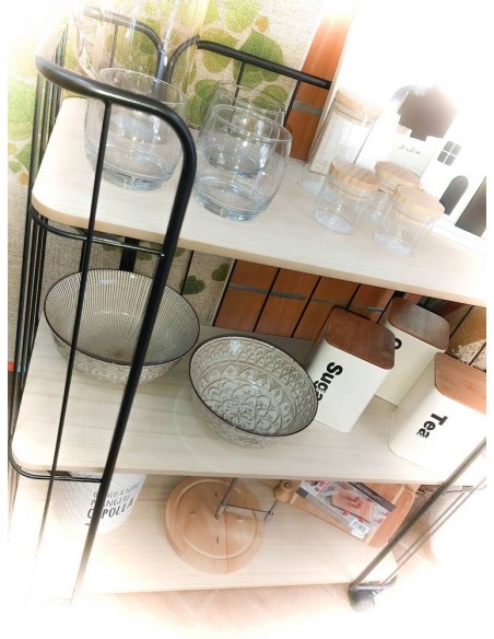 Carrello 3 ripiani in ferro e MDF 69x31cm h.78cm